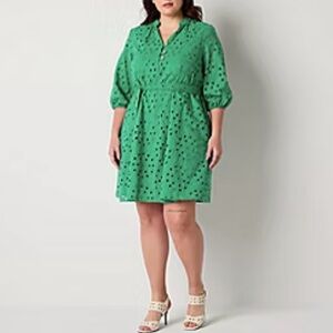 Ronni Nicole Green Dress